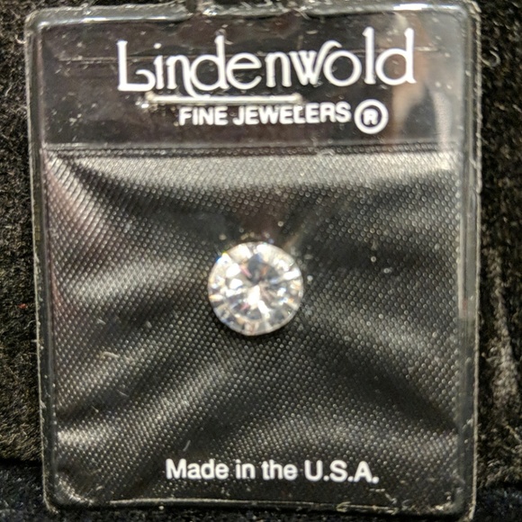 Large cubic zirconia loose stone - Picture 2 of 5